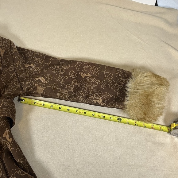 Baby Phat Vintage Coat Jacket Brown Fur Womens Mob Wife Penny Lane Y2K - Picture 12 of 16